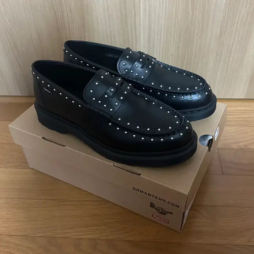 [BUNJANG] Supreme x Dr. Martens 25SS Studded Fenton Loafer Black / [280] 슈프림 닥터마틴 스터드 펜톤 로퍼 블랙