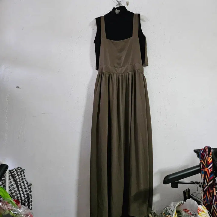 [BUNJANG] Khaki Long Jumpskirt Dress / 롱 점프스커트 원피스 카키색