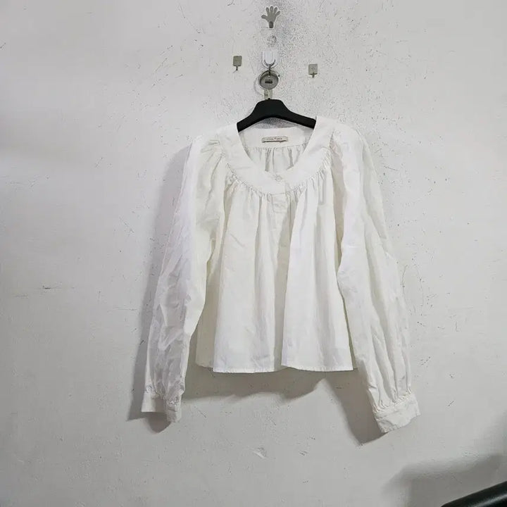 [BUNJANG] White Blouse / 화이트 블라우스