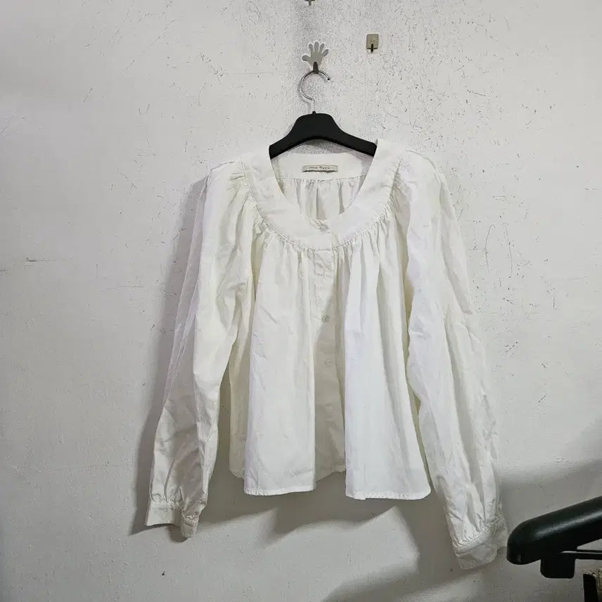 [BUNJANG] White Blouse / 화이트 블라우스