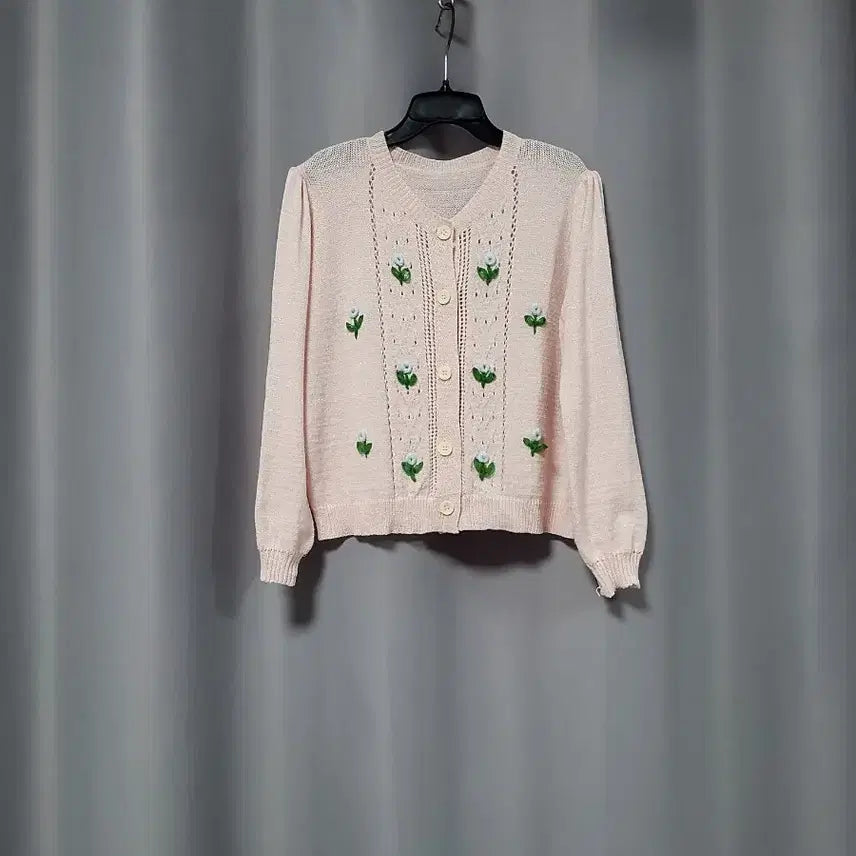 [BUNJANG] Embroidered Pearl Cardigan / 꽃자수 펄 가디건