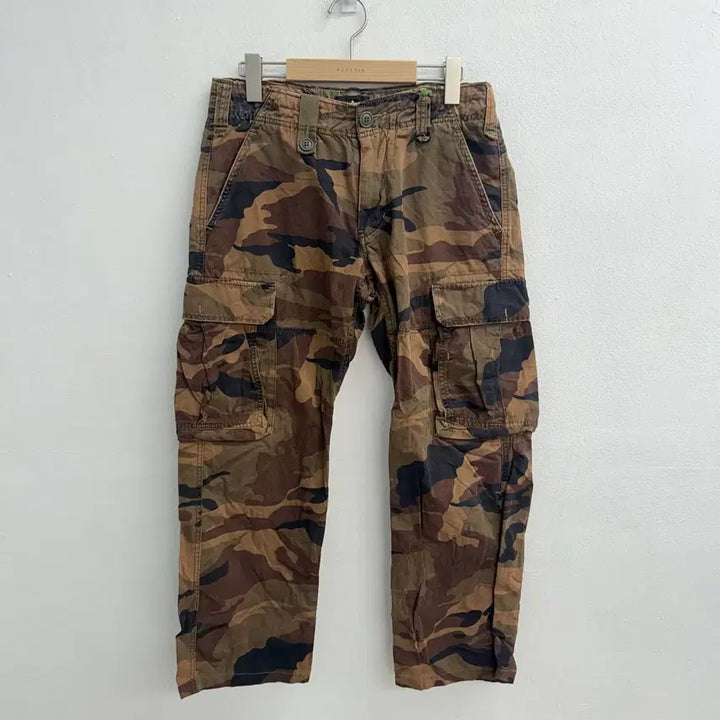 [BUNJANG] Alpha Industries USA Camo Military Cargo Pants M / 알파인더스트리 usa 카모 밀리터리 카고 팬츠 M