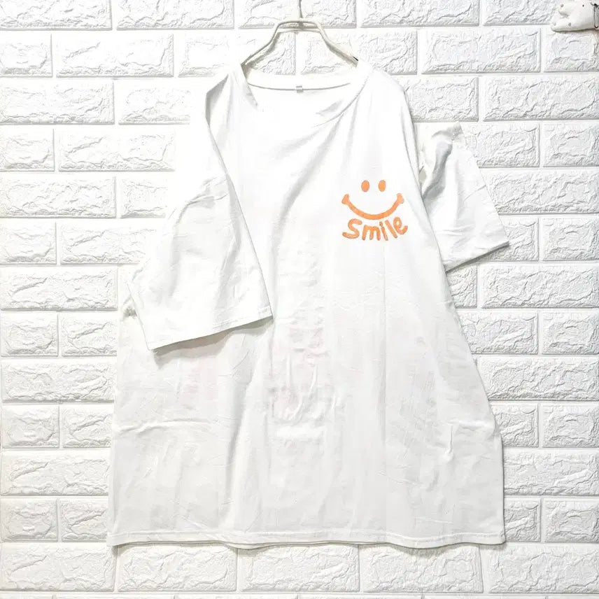 [BUNJANG] Boxy Long T-Shirt / 스마일 박시롱티셔츠