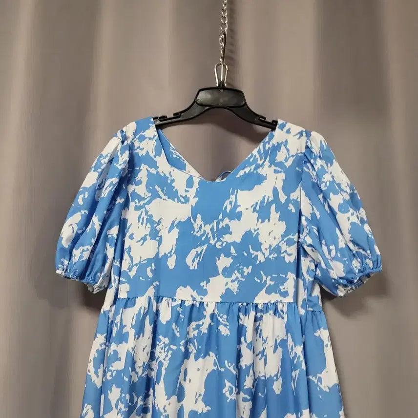 [BUNJANG] Pattern Puff Sleeve Tie-Back Dress / 뒷묶음 패턴 퍼프 원피스