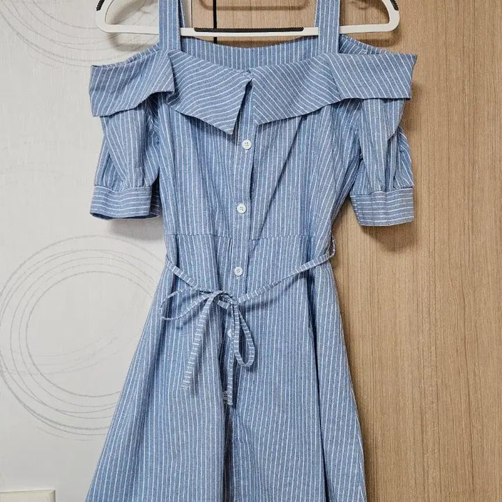 [BUNJANG] Off-Shoulder Shirt Dress / 셔츠형 오프숄더 원피스