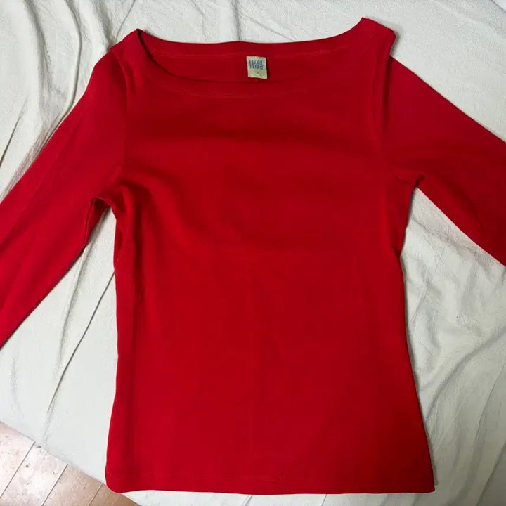 [SOLD OUT] Flore flore 스테피 티셔츠