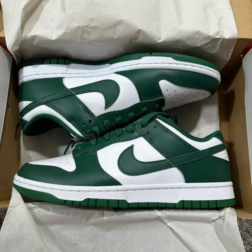 [BUNJANG] Nike Dunk Low Varsity Green / [250,260,265,270]나이키 덩크 로우 바시티 그린 정가 판매
