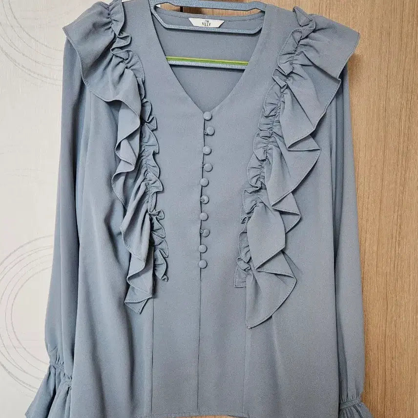 [BUNJANG] Imvely Frill Blouse / 임블리 프릴 블라우스