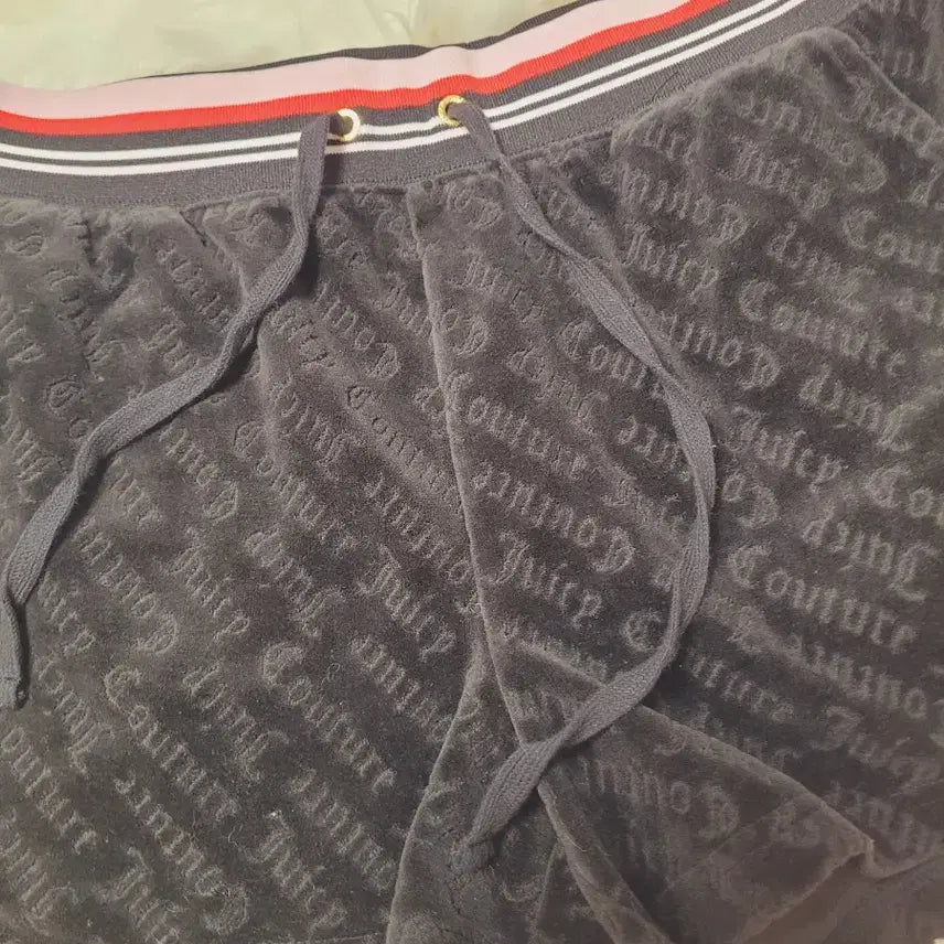 [BUNJANG] Jucycouture Velvet Training Shorts / 쥬시꾸뛰르 벨벳 트레이닝 반바지