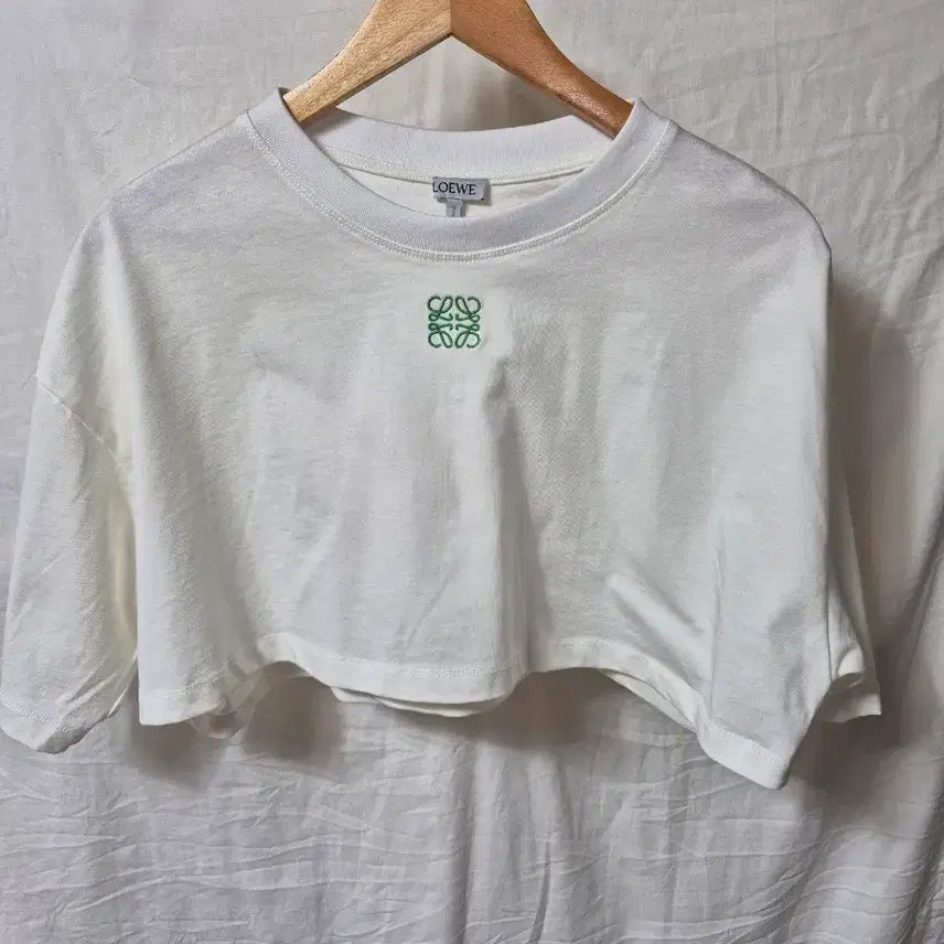 [BUNJANG] Loewe Cropped Short Sleeve T-Shirt White / 로에베 크롭 반팔 티셔츠 화이트