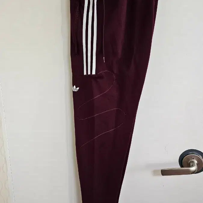 [BUNJANG] Adidas Flame Burgundy Training Pants / 아디다스 플레임 버건디 트레이닝바지 (506