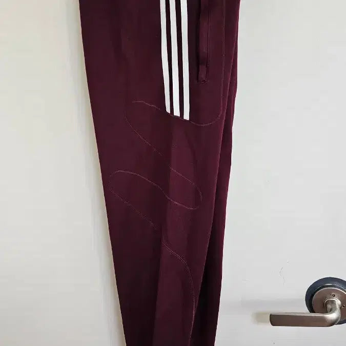 [BUNJANG] Adidas Flame Burgundy Training Pants / 아디다스 플레임 버건디 트레이닝바지 (506