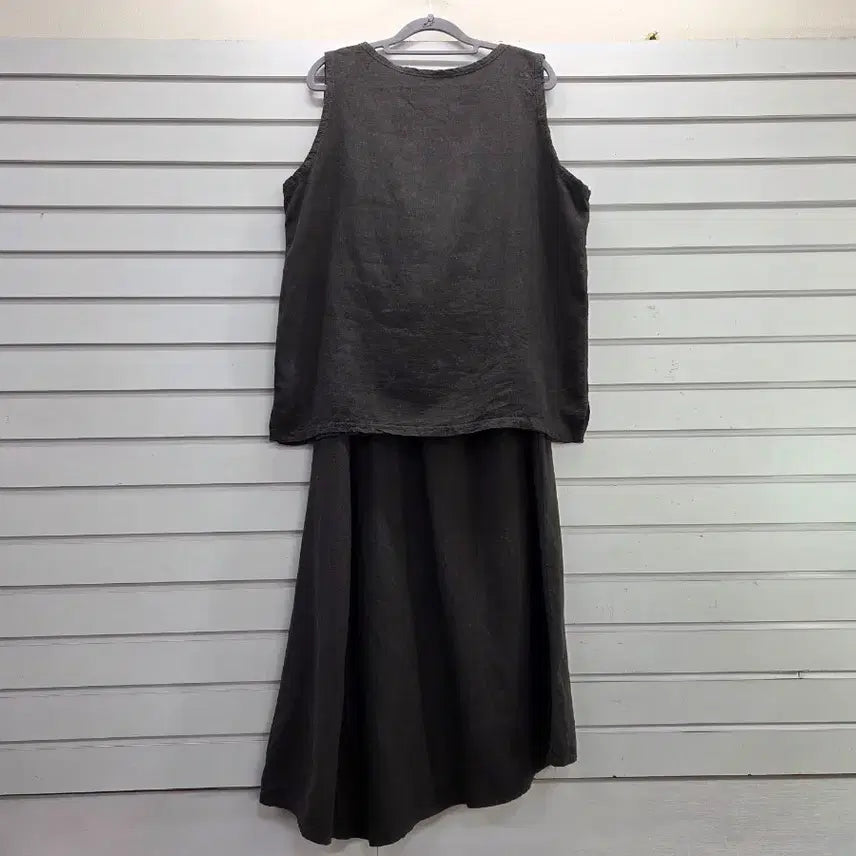 [BUNJANG] Charcoal Cotton Vest and Skirt Set / 챠콜톤 면원단 조끼.스커트 세트/보물찾기천사