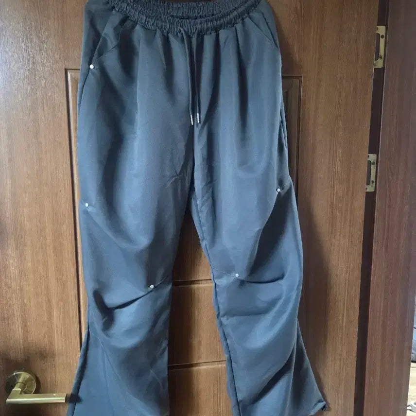 [BUNJANG] Wide Cotton Pants (Black, Charcoal/L) - 2 Pack / (새제품) 와이드 코튼 팬츠 2벌 (블랙,차콜/L)