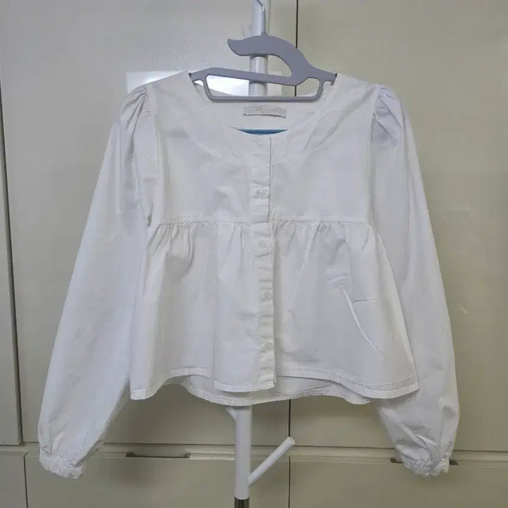 [BUNJANG] Modernn White Puff Sleeve Blouse / 모던앤 화이트 퍼프 블라우스