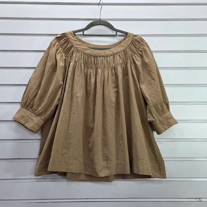 [SOLD OUT] 유니클로 베이지 칠부소매 블라우스/보물찾기천사