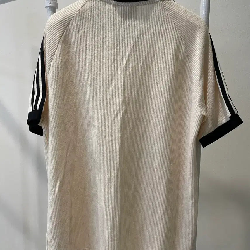 [BUNJANG] Adidas Adicolor Classic Waffle Polo Shirt L / [L] 아디다스 아디컬러 클래식 와플 폴로 셔츠