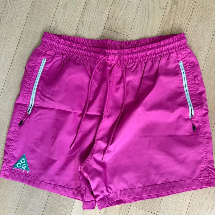 [BUNJANG] Nike ACG Woven Shorts Hyper Magenta / (L) 나이키 ACG 우븐 쇼츠 하이퍼 마젠타 - US/EU