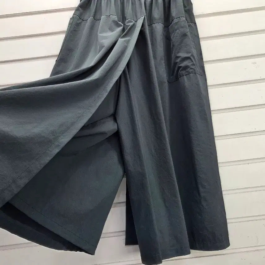 [BUNJANG] Deep Indigo Blue Crinkled Fabric Skirt Pants / 진청록 바스락원단 치마바지66/보물찾기천사
