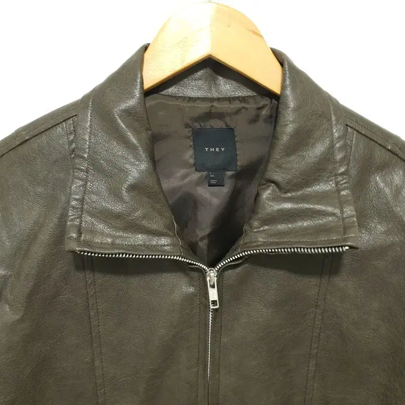 [BUNJANG] THEY High Neck Paneled Leather Jacket / THEY 하이넥 절개 레더 자켓 F_M2628