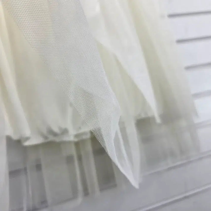 [BUNJANG] Ivory Tulle Elastic Waist Long Skirt Size 55 / 아이보리 샤 밴딩 롱스커트 55/보물찾기천사