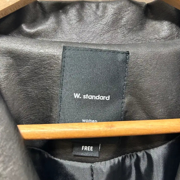 [BUNJANG] W.Standard Black Leather Cropped Jacket / W.Standard 블랙 레더 크롭 자켓