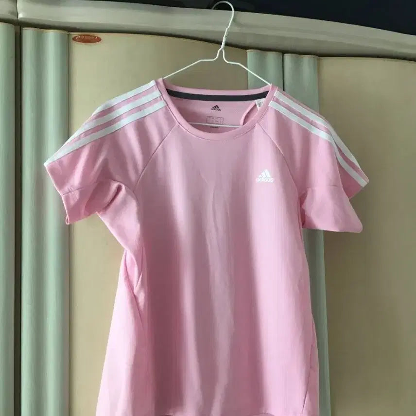 [BUNJANG] Adidas Pink Three-Stripes T-Shirt / 일본빈티지 쿨핑크 삼선 아디다스 반팔티 핀터깔 핑흰