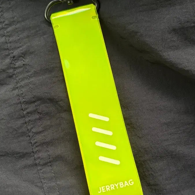 [BUNJANG] Jerrybag Luminous Reflector Keyring / 제리백 야광 리플렉터 키링