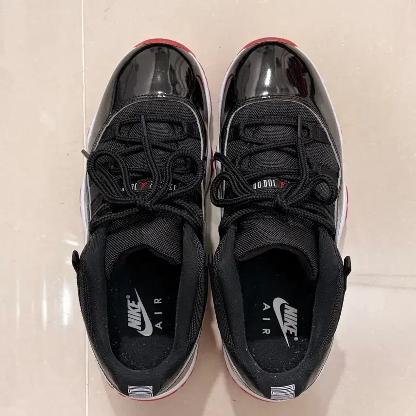 [BUNJANG] Air Jordan 11 Low Bred / 조던11 로우 브래드(280사이즈)