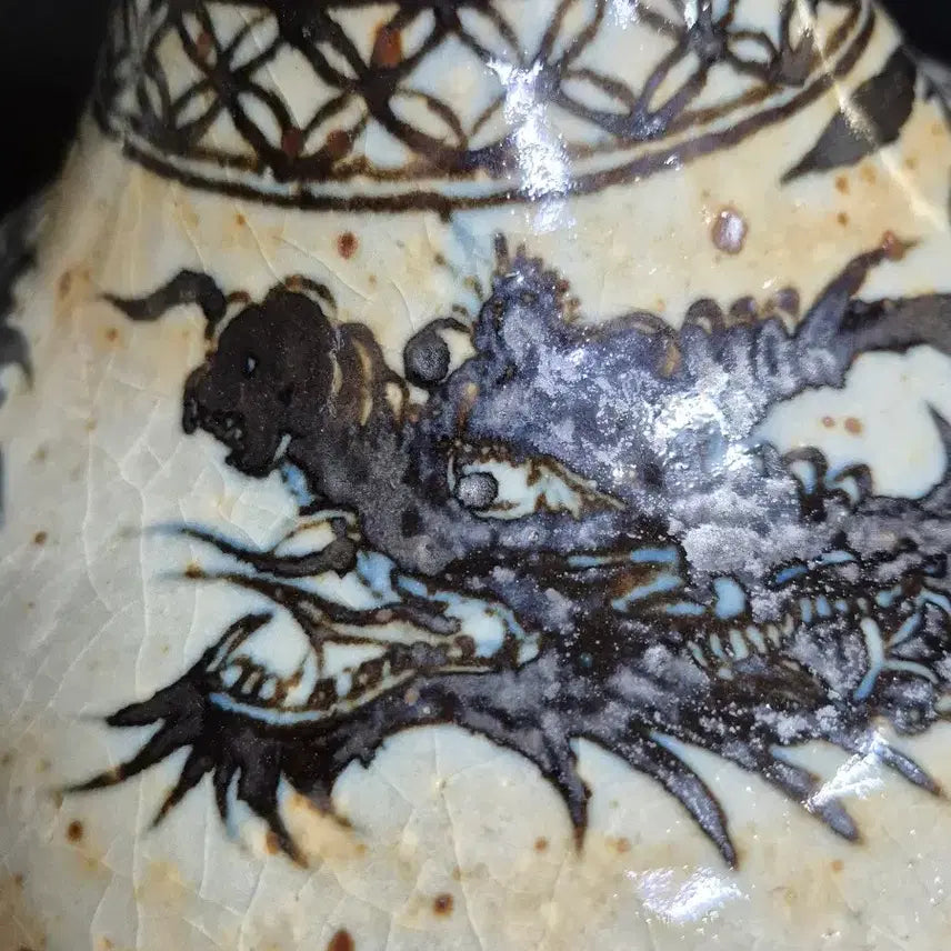 [BUNJANG] Joseon Dynasty Celadon Porcelain Vase with Dragon Motif / 청화 토청 운용문 천구병