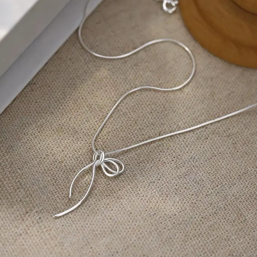 [BUNJANG] 925 Silver Ribbon Knot Necklace / 925실버 리본 매듭 목걸이