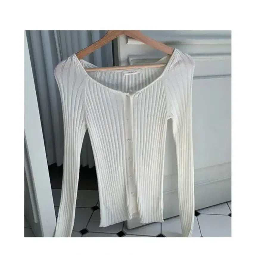 [BUNJANG] Ribbed Knit Cardigan - Ivory / 여리 골지 니트 가디건 아이보리