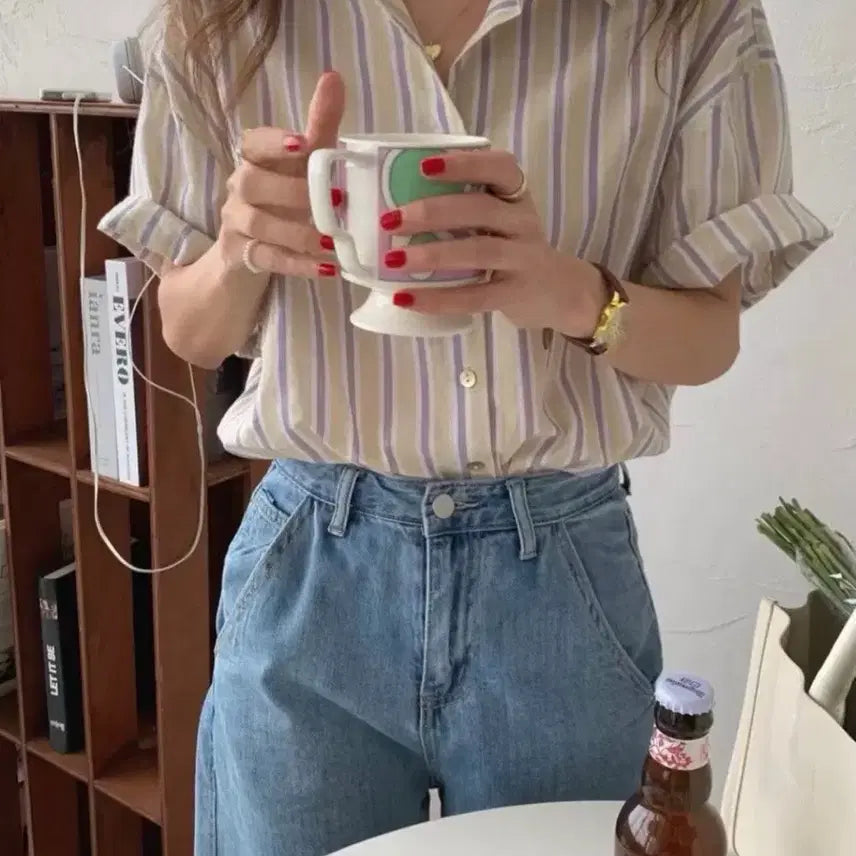 [BUNJANG] Striped Short-Sleeve Blouse Shirt / 스트라이프 반팔 남방 블라우스