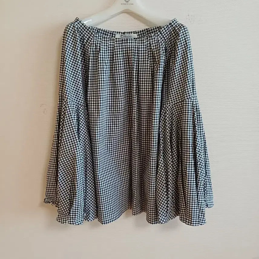 [BUNJANG] C.HOLYN Gingham Check Blouse / 미착용 c.holyn 깅엄체크 씨리얼블라우스 판매합니다