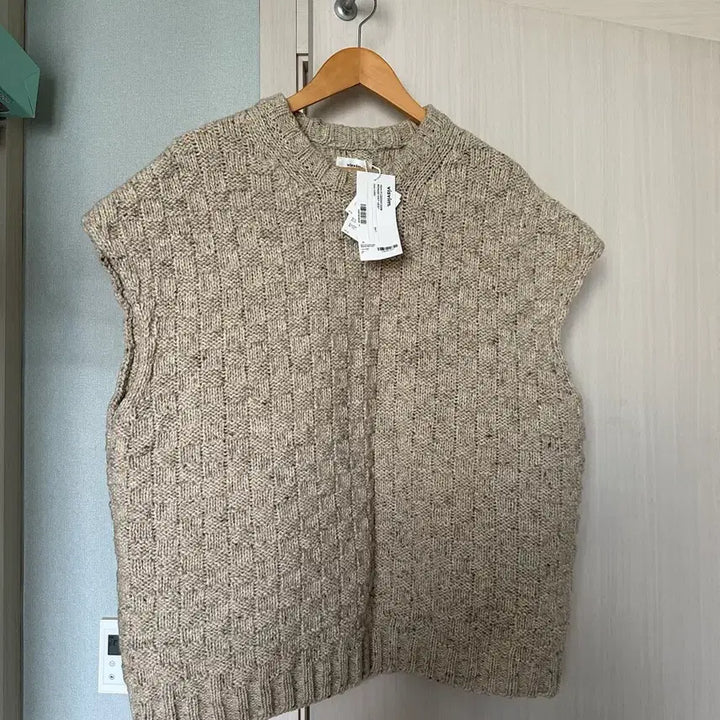 [BUNJANG] Bizbeam Mondo Knit Vest Beige / 비즈빔 몬도 니트 베스트 베이지 3