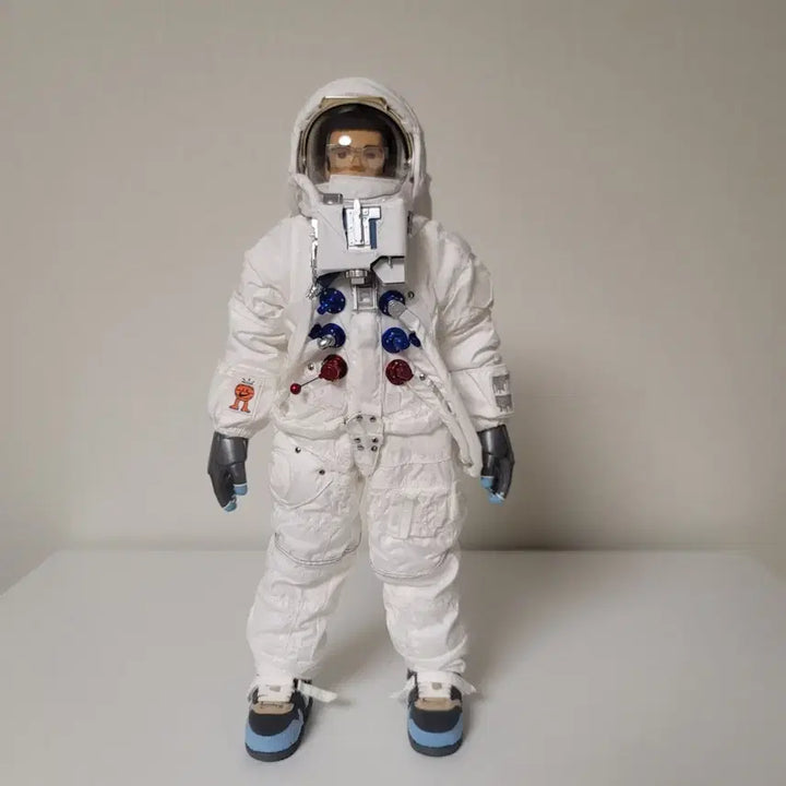 [BUNJANG] Blitzway x Coolrain Astromax 1/6 Scale Action Figure / 블리츠웨이 쿨레인  1/6 아스트로맥스 액션 피규어 (핫토이X)