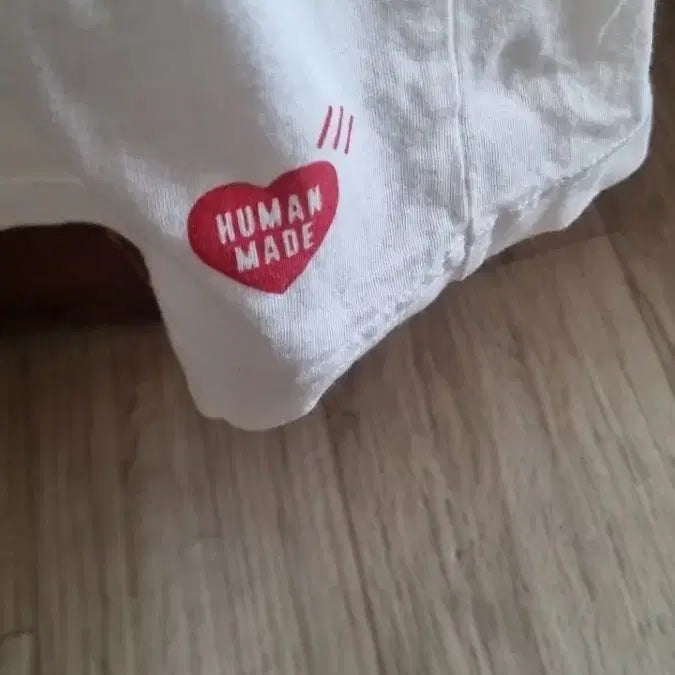 [BUNJANG] Human Made Red Heart Logo T-Shirt White M / 휴먼메이드흰색반팔티레드하트로고.  M