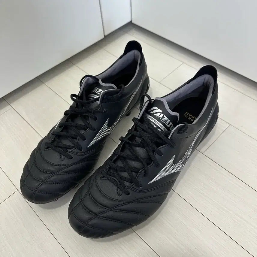 [BUNJANG] Mizuno Morelia Neo 4 JPN MD Soccer Cleats / [280] 미즈노 모렐리아 네오 4 JPN MD