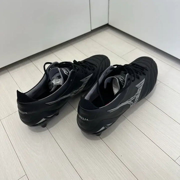 [BUNJANG] Mizuno Morelia Neo 4 JPN MD Soccer Cleats / [280] 미즈노 모렐리아 네오 4 JPN MD