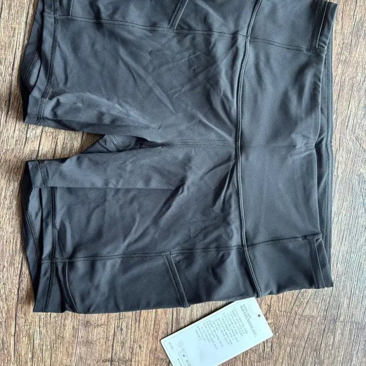 [BUNJANG] Lululemon Fast &amp; Free High-Rise 6-Inch Shorts Black Size 10 / 룰루레몬 패스트앤프리6인치/ 10사이즈/ 새상품 블랙