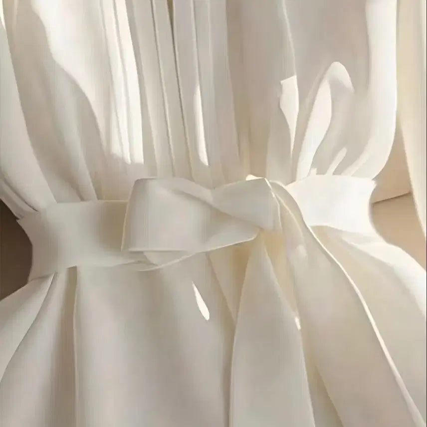 [BUNJANG] White Ribbon Blouse - Shirring Detail (Size L) / 세련 디자인 화이트 블라우스.새상품