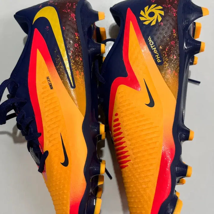 [BUNJANG] Nike Phantom 6 Low Erling Haaland EH FG/MG Soccer Cleats / 나이키 팬텀 6 로우 엘링 홀란 EH FG/MG