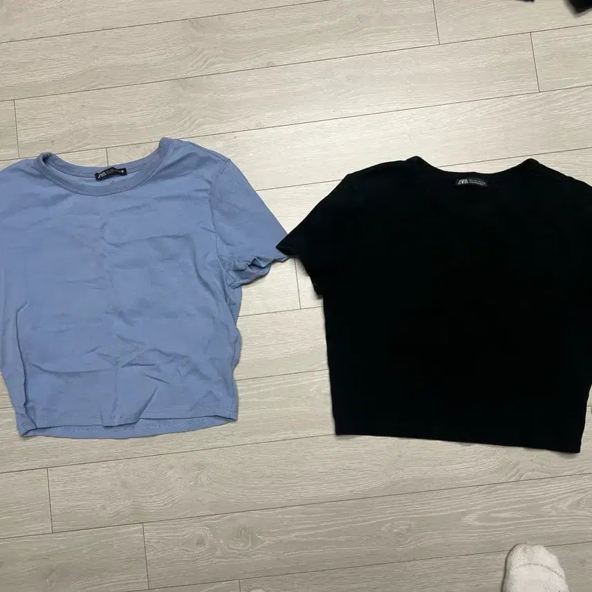 [BUNJANG] ZARA Cropped T-Shirts Bundle (Set of 2) / 일괄 2장 자라 반팔 크롭 티셔츠 L 반팔티
