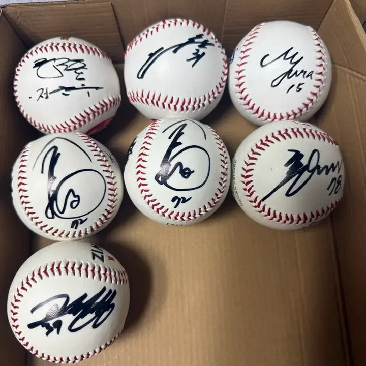 [BUNJANG] KBO Baseball Signed Balls Collection / [UPDATE] 프로야구 10구단 로고볼 친필 싸인볼 판매합니다.