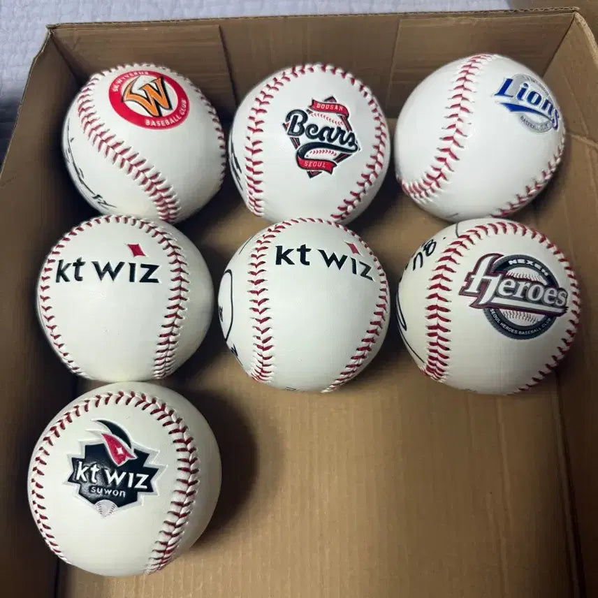 [BUNJANG] KBO Baseball Signed Balls Collection / [UPDATE] 프로야구 10구단 로고볼 친필 싸인볼 판매합니다.
