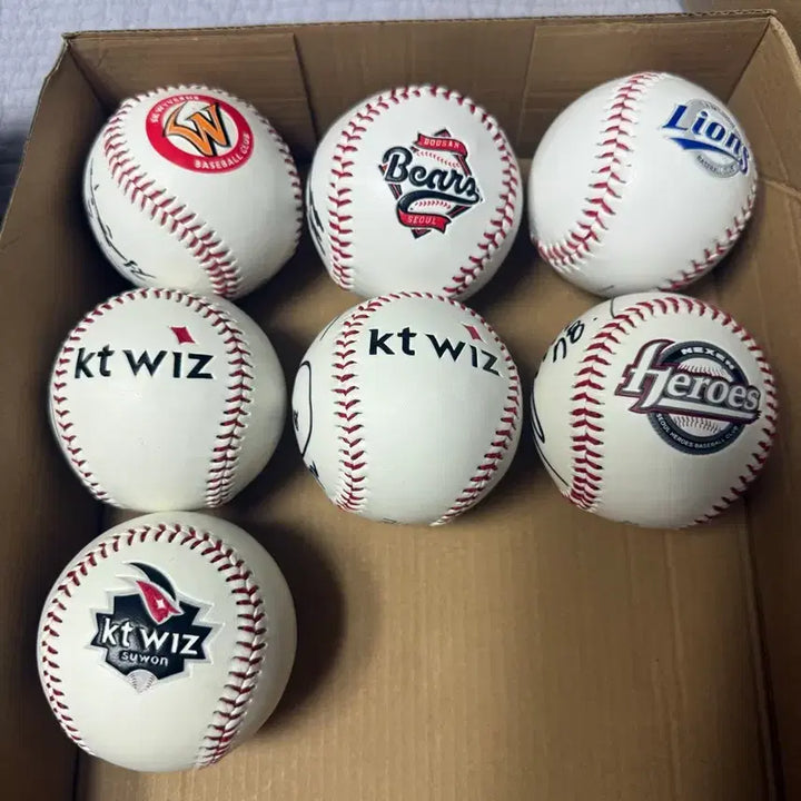 [BUNJANG] KBO Baseball Signed Balls Collection / [UPDATE] 프로야구 10구단 로고볼 친필 싸인볼 판매합니다.