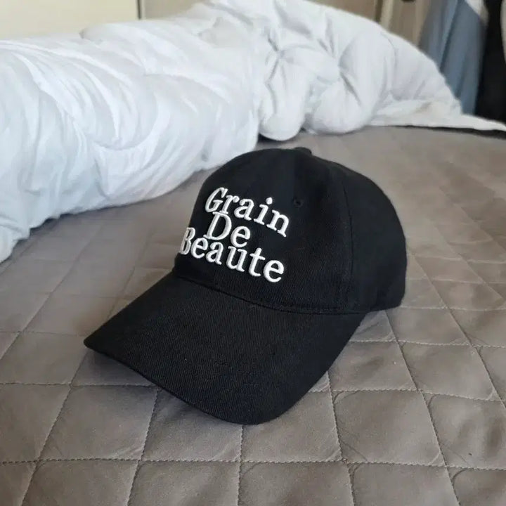 [BUNJANG] Grand Beaute Signature Ball Cap Black / 그랭드보떼 시그니처 볼캡 블랙 FREE
