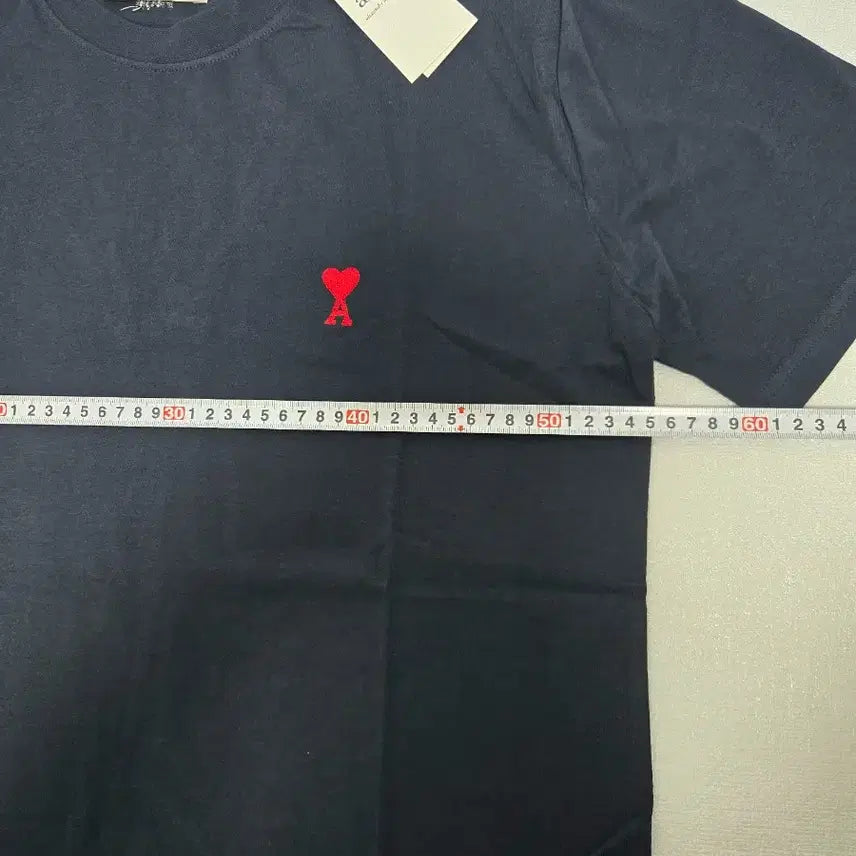 [BUNJANG] AMI Small Heart Short-Sleeve T-Shirt Navy L / 아미 스몰 하트 반팔티 네이비 L 새상품