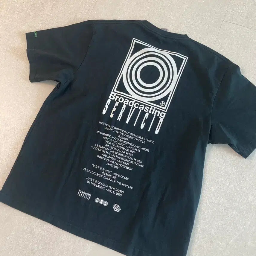 [BUNJANG] Unaffected Broadcast T-Shirt / 언어펙티드 브로드캐스트 반팔 L