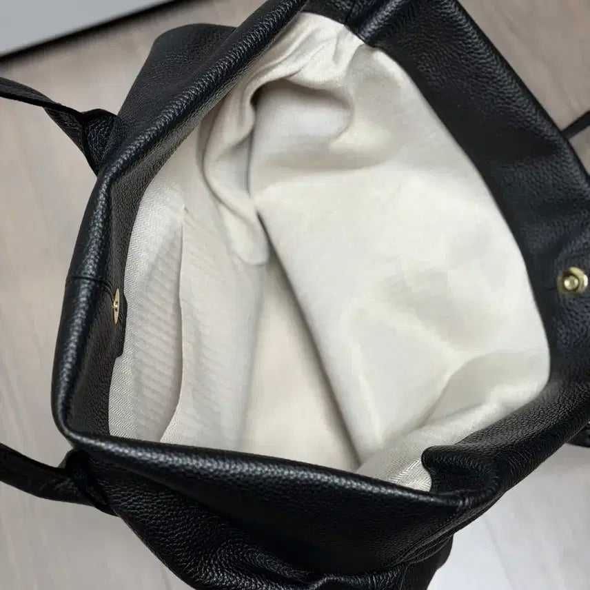 [BUNJANG] Object Siena Shrunken Leather Tote Bag Black / 오브젝트시에나 슈렁큰 레더 토트백 블랙